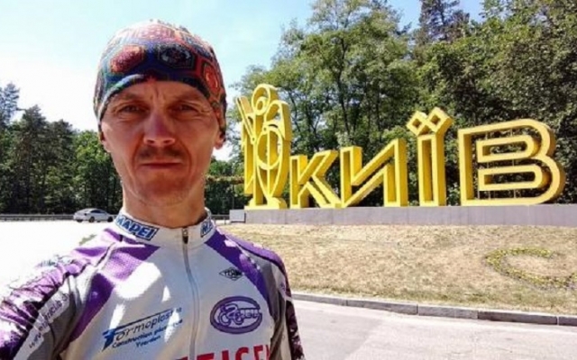 Житель Запорожской области поехал на велосипеде в столицу Фото № 1 Житель Запорожской области поехал на велосипеде в столицу Фото № 1