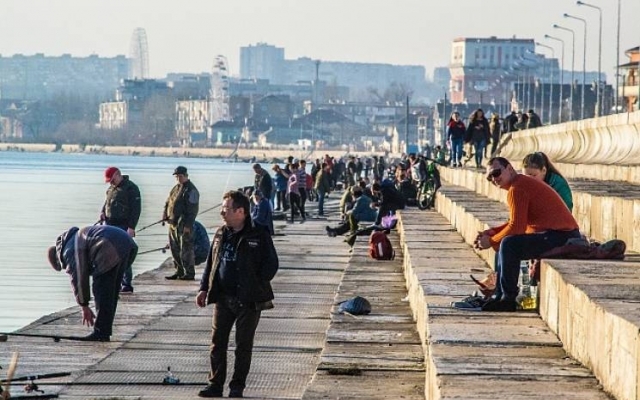 Рыбаки массово вышли на реки (ФОТО) Фото № 1 Рыбаки массово вышли на реки (ФОТО) Фото № 1