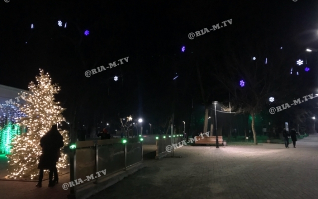 Фотофакт: Новогодние огоньки Фотофакт: Новогодние огоньки