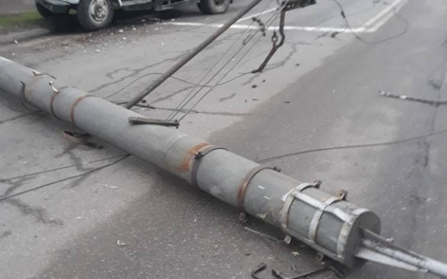 В Запорожье наркоман за рулём натворил бед (ФОТО) Фото № 0 В Запорожье наркоман за рулём натворил бед (ФОТО) Фото № 0