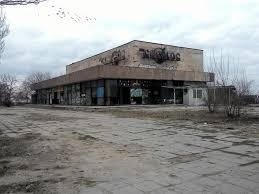 В запорожском кинотеатре Космос предложили построить бассейн Фото № 0 В запорожском кинотеатре Космос предложили построить бассейн Фото № 0