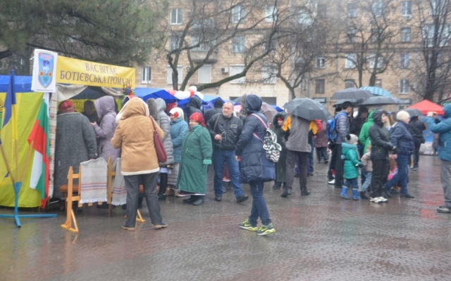 В сети опубликованы фото с Фестиваля национальной кухни Фото № 17 В сети опубликованы фото с Фестиваля национальной кухни Фото № 17