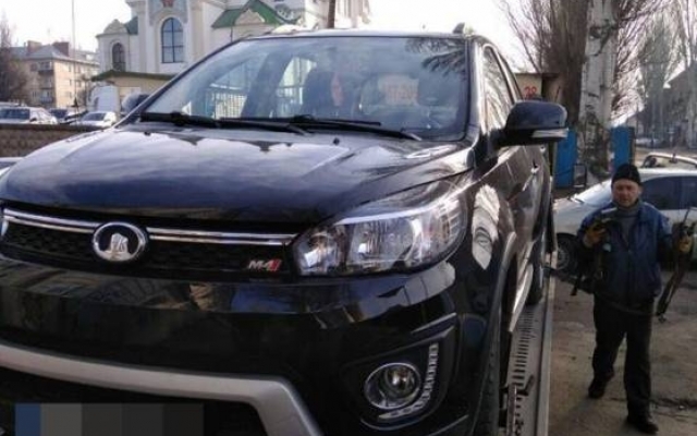 Правоохранители проучили богатого автохама (ФОТО) Фото № 0 Правоохранители проучили богатого автохама (ФОТО) Фото № 0