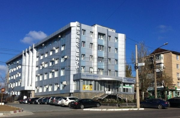 Из-за удара молнии обесточило здание Бизнес-центра Фото № 0 Из-за удара молнии обесточило здание Бизнес-центра Фото № 0