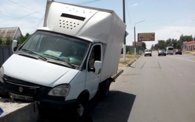 Под Запорожьем Под Запорожьем