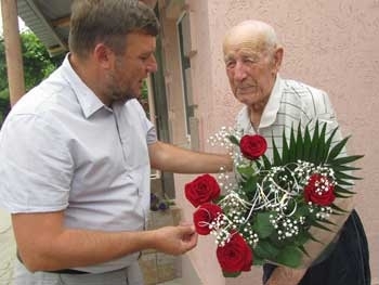 95-летие отметил наш земляк, ветеран Второй мировой войны (ФОТО) Фото № 1 95-летие отметил наш земляк, ветеран Второй мировой войны (ФОТО) Фото № 1