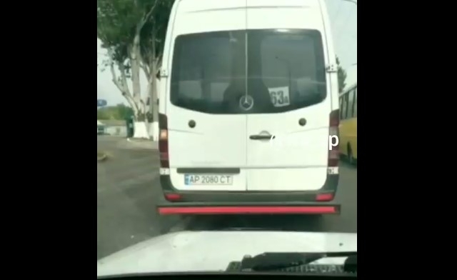 В Запорожье нарушителя-маршрутчика поймали благодаря видео (ФОТО, ВИДЕО) Фото № 0 В Запорожье нарушителя-маршрутчика поймали благодаря видео (ФОТО, ВИДЕО) Фото № 0