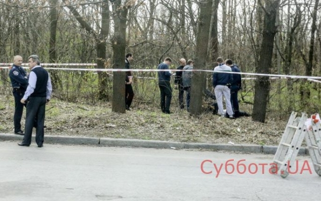 На Хортице молодой мужчина жестоко расправился со своей знакомой (ФОТО) Фото № 1 На Хортице молодой мужчина жестоко расправился со своей знакомой (ФОТО) Фото № 1