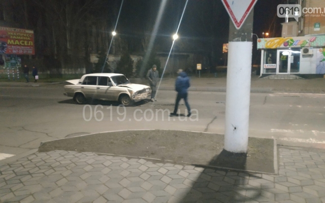На пешеходном переходе ВАЗ На пешеходном переходе ВАЗ