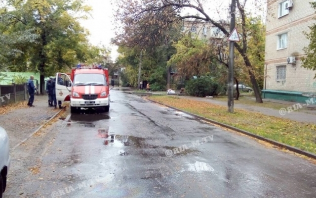 По улицам города текла рекой неизвестная жидкость (ФОТО) Фото № 0 По улицам города текла рекой неизвестная жидкость (ФОТО) Фото № 0