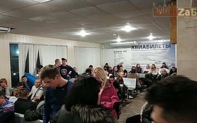 Фотофакт: В запорожском аэропорту началась регистрация на рейс в Шарм-Эль-Шейх Фото № 1 Фотофакт: В запорожском аэропорту началась регистрация на рейс в Шарм-Эль-Шейх Фото № 1