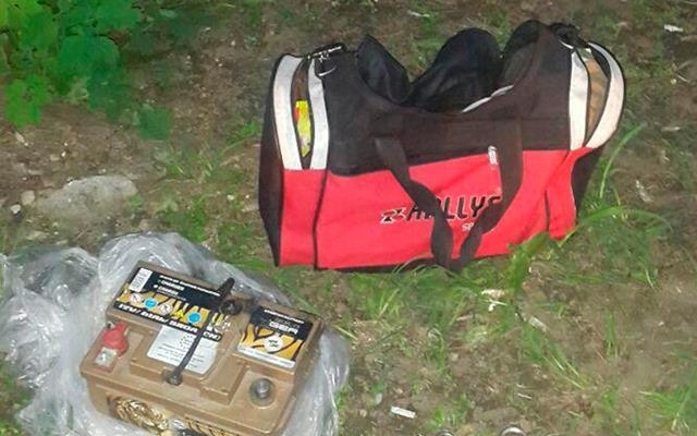 Запорожца поймали с большими ножницами Фото № 0 Запорожца поймали с большими ножницами Фото № 0