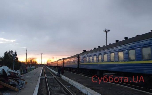 В Запорожской области из-за сильного ветра произошло ЧП (ФОТО) Фото № 2 В Запорожской области из-за сильного ветра произошло ЧП (ФОТО) Фото № 2