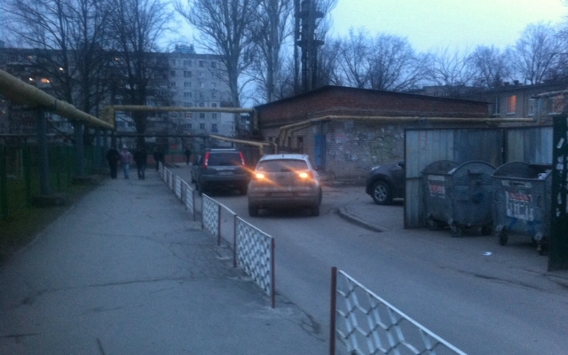 В Запорожье автомобилисты блокируют движение (ФОТО) Фото № 1 В Запорожье автомобилисты блокируют движение (ФОТО) Фото № 1