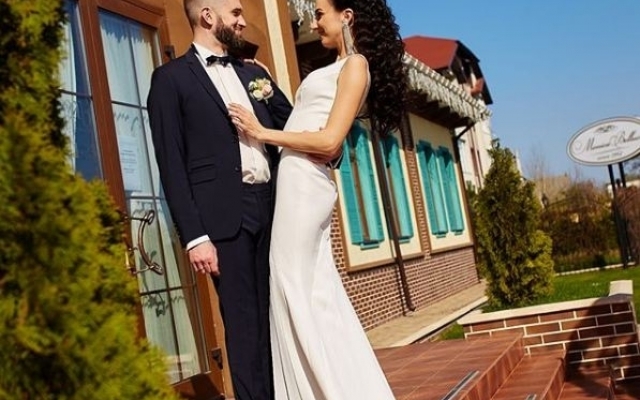 Один из видных запорожских женихов отныне несвободен (ФОТО) Фото № 2 Один из видных запорожских женихов отныне несвободен (ФОТО) Фото № 2