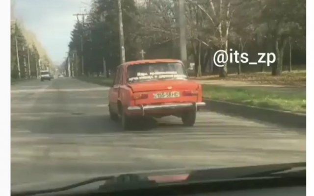 По Запорожью ездит странный автомобиль (ВИДЕО) Фото № 0 По Запорожью ездит странный автомобиль (ВИДЕО) Фото № 0