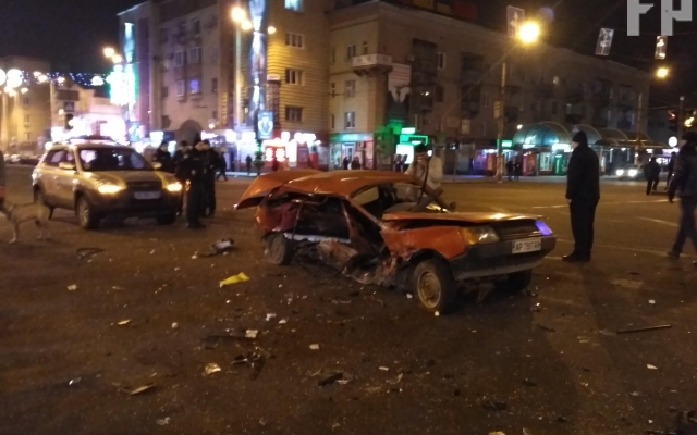 На Металлургов произошло еще одно серьезное ДТП Фото № 2 На Металлургов произошло еще одно серьезное ДТП Фото № 2