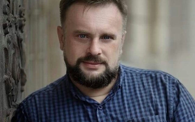 Запорожцы предлагают наградить почетным званием экскурсовода Романа Акбаша Фото № 0 Запорожцы предлагают наградить почетным званием экскурсовода Романа Акбаша Фото № 0