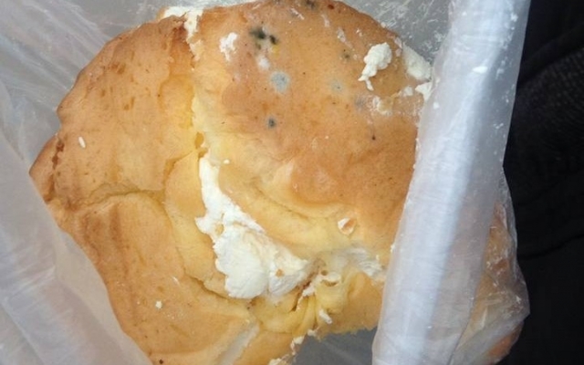 Запорожские магазины кормят покупателей опасными для здоровья продуктами (ФОТО) Фото № 1 Запорожские магазины кормят покупателей опасными для здоровья продуктами (ФОТО) Фото № 1