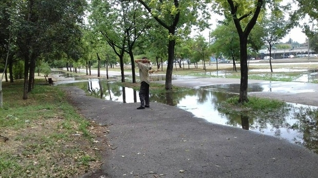 Непогода в Запорожье: Затопило больницу (ФОТО) Фото № 0 Непогода в Запорожье: Затопило больницу (ФОТО) Фото № 0