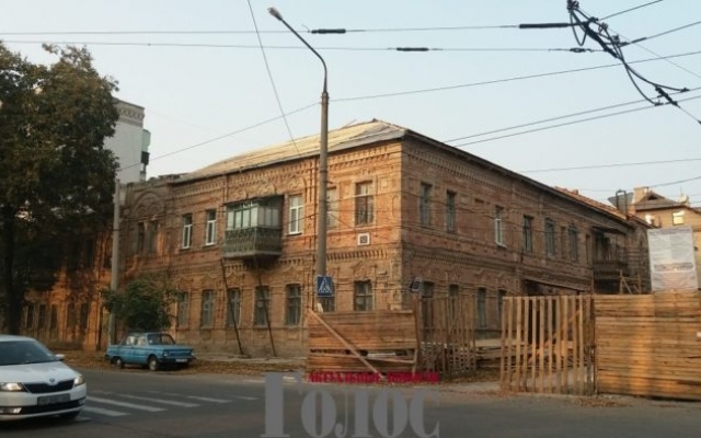 В Запорожье реконструируют историческое здание (ФОТО) Фото № 6 В Запорожье реконструируют историческое здание (ФОТО) Фото № 6