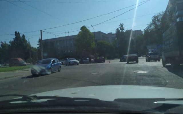 Сегодня в Запорожье с самого утра несколько ДТП Фото № 0 Сегодня в Запорожье с самого утра несколько ДТП Фото № 0