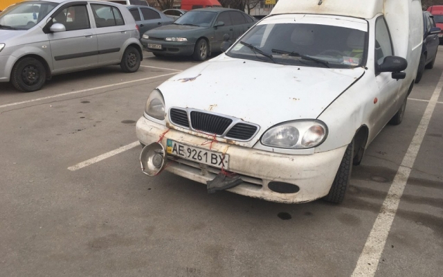 Запорожец необычно тюнинговал свой автомобиль Фото № 1 Запорожец необычно тюнинговал свой автомобиль Фото № 1