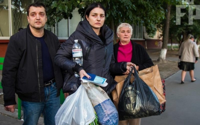 В Запорожье жену Максима Дрозденко отпустили под домашний арест (ФОТО) Фото № 3 В Запорожье жену Максима Дрозденко отпустили под домашний арест (ФОТО) Фото № 3