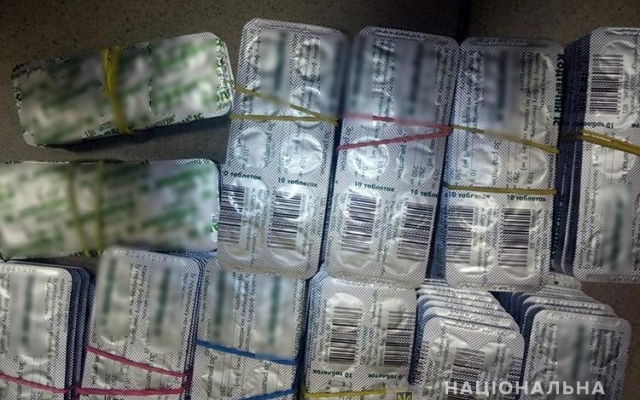 Полиция Запорожья провела обыски в аптеке (ВИДЕО) Фото № 0 Полиция Запорожья провела обыски в аптеке (ВИДЕО) Фото № 0