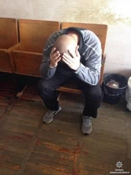 Студента за сплетни наказали кулаками Фото № 3 Студента за сплетни наказали кулаками Фото № 3