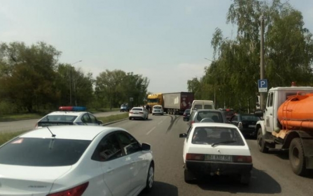 Запорожская Набережная стоит в пробках Фото № 0 Запорожская Набережная стоит в пробках Фото № 0