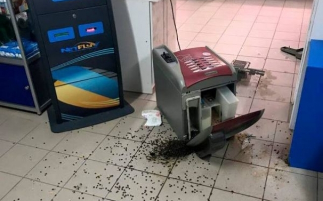 В запорожском магазине произошла массовая драка (ФОТО) Фото № 1 В запорожском магазине произошла массовая драка (ФОТО) Фото № 1