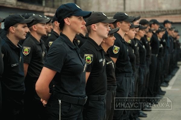 В Запорожье отличились трое патрульных Фото № 4 В Запорожье отличились трое патрульных Фото № 4