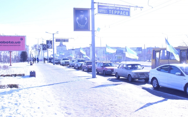 В Запорожье на День Соборности прошел автопробег Фото № 2 В Запорожье на День Соборности прошел автопробег Фото № 2
