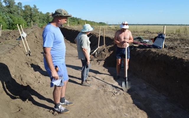 В Запорожской области в кургане обнаружили останки средневекового всадника (ФОТОРЕПОРТАЖ) Фото № 0 В Запорожской области в кургане обнаружили останки средневекового всадника (ФОТОРЕПОРТАЖ) Фото № 0