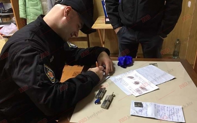 В Запорожской области обворовали антикафе (ФОТО) Фото № 1 В Запорожской области обворовали антикафе (ФОТО) Фото № 1