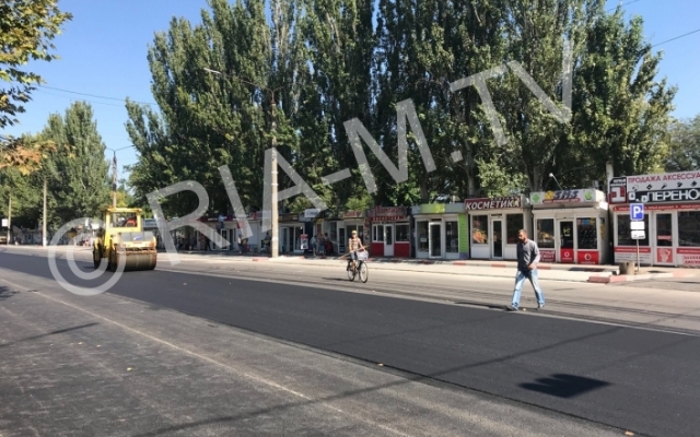 В Запорожской области люди увязли в свежем асфальте (ФОТО-ВИДЕО) Фото № 0 В Запорожской области люди увязли в свежем асфальте (ФОТО-ВИДЕО) Фото № 0