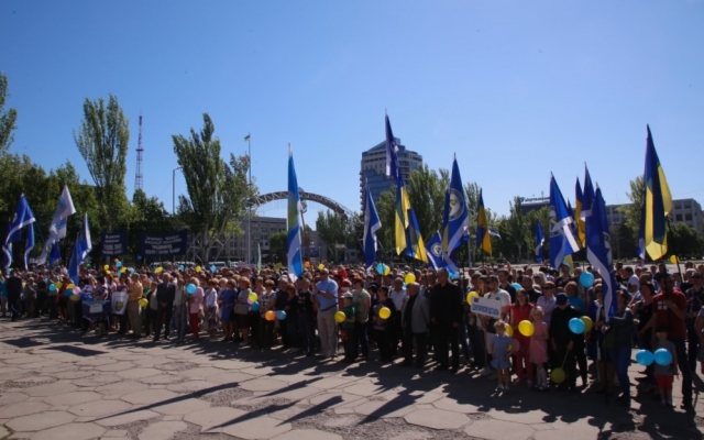 Запорожцы вышли на митинг в честь Первомая (ФОТО, ВИДЕО) Фото № 2 Запорожцы вышли на митинг в честь Первомая (ФОТО, ВИДЕО) Фото № 2