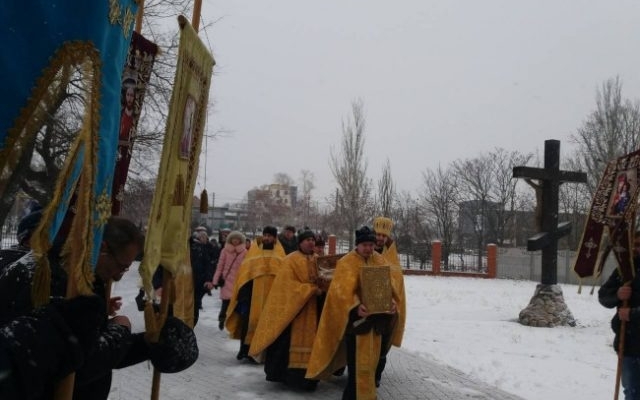 Крестный ход объединил жителей Мелитополя для общей молитвы (ФОТО) Фото № 3 Крестный ход объединил жителей Мелитополя для общей молитвы (ФОТО) Фото № 3