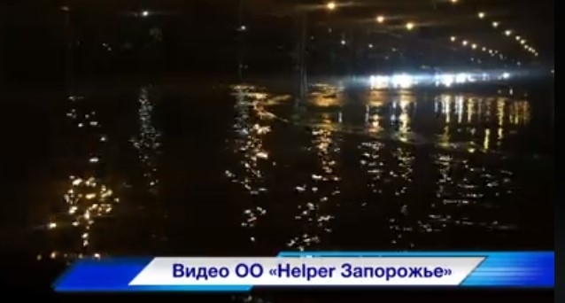 Южный микрорайон Запорожья превратился в Венецию (ВИДЕО) Фото № 0 Южный микрорайон Запорожья превратился в Венецию (ВИДЕО) Фото № 0