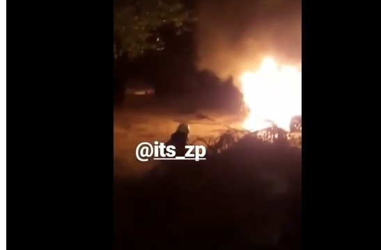 В Запорожье сгорела машина чиновника, занимающего высокий пост (ВИДЕО) Фото № 0 В Запорожье сгорела машина чиновника, занимающего высокий пост (ВИДЕО) Фото № 0