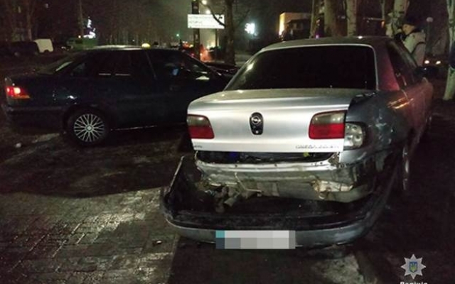 Стали известны подробности масштабного ДТП: Водитель в тяжелом состоянии (ФОТО) Фото № 0 Стали известны подробности масштабного ДТП: Водитель в тяжелом состоянии (ФОТО) Фото № 0