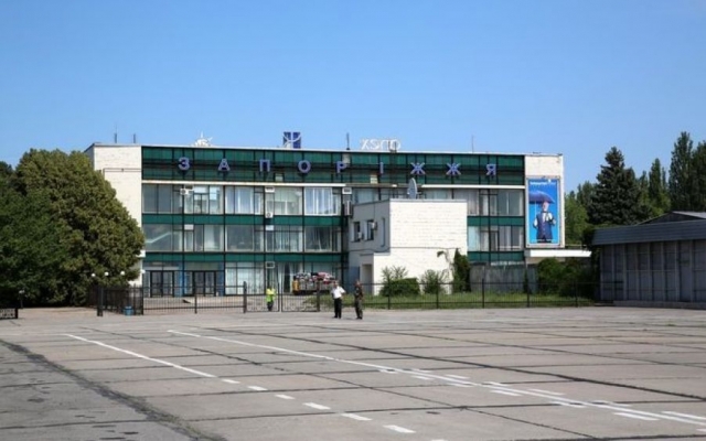 Туристов не выпустили из запорожского аэропорта Фото № 0 Туристов не выпустили из запорожского аэропорта Фото № 0