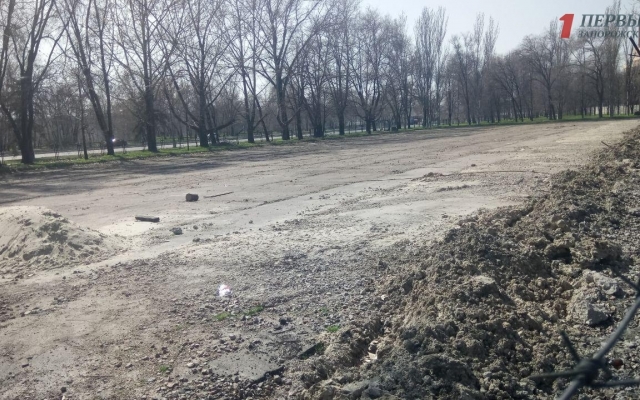 В Запорожье «свернули» строительство 25-этажного жилого комплекса на Набережной магистрали (ФОТО) Фото № 1 В Запорожье «свернули» строительство 25-этажного жилого комплекса на Набережной магистрали (ФОТО) Фото № 1