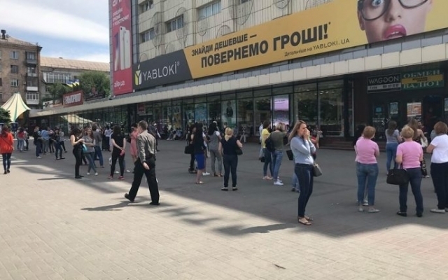 В Запорожье задержали минера популярного торгового центра Фото № 1 В Запорожье задержали минера популярного торгового центра Фото № 1