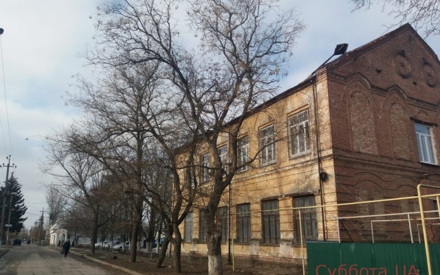 В Запорожской области сильный порыв ветра сорвал часть крыши (ФОТО) Фото № 0 В Запорожской области сильный порыв ветра сорвал часть крыши (ФОТО) Фото № 0