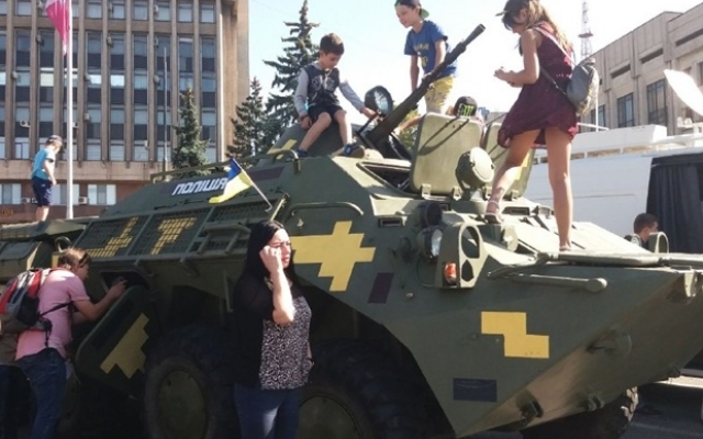 Появились фото военной техники на Фестивальной Фото № 0 Появились фото военной техники на Фестивальной Фото № 0