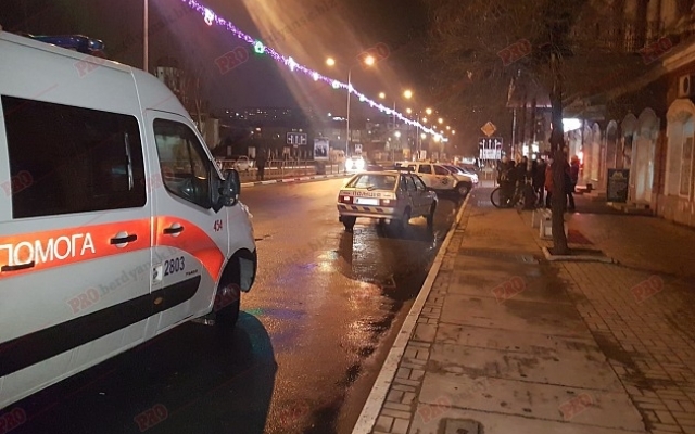 В Запорожской области заминировали отделение банка Фото № 0 В Запорожской области заминировали отделение банка Фото № 0