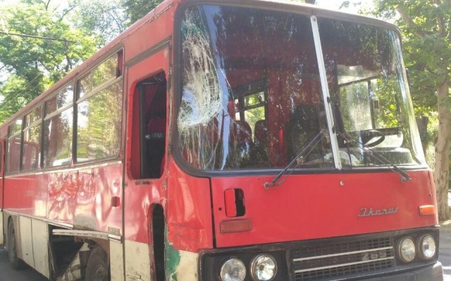 В Запорожье ДТП с участием автобуса и самосвала (ФОТО) Фото № 1 В Запорожье ДТП с участием автобуса и самосвала (ФОТО) Фото № 1