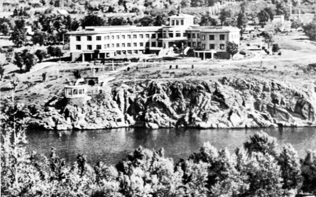В сети появились удивительные фотоснимки любимого места запорожцев Фото № 7 В сети появились удивительные фотоснимки любимого места запорожцев Фото № 7
